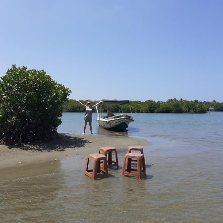 Ann Villa Negombo Buitenkant foto