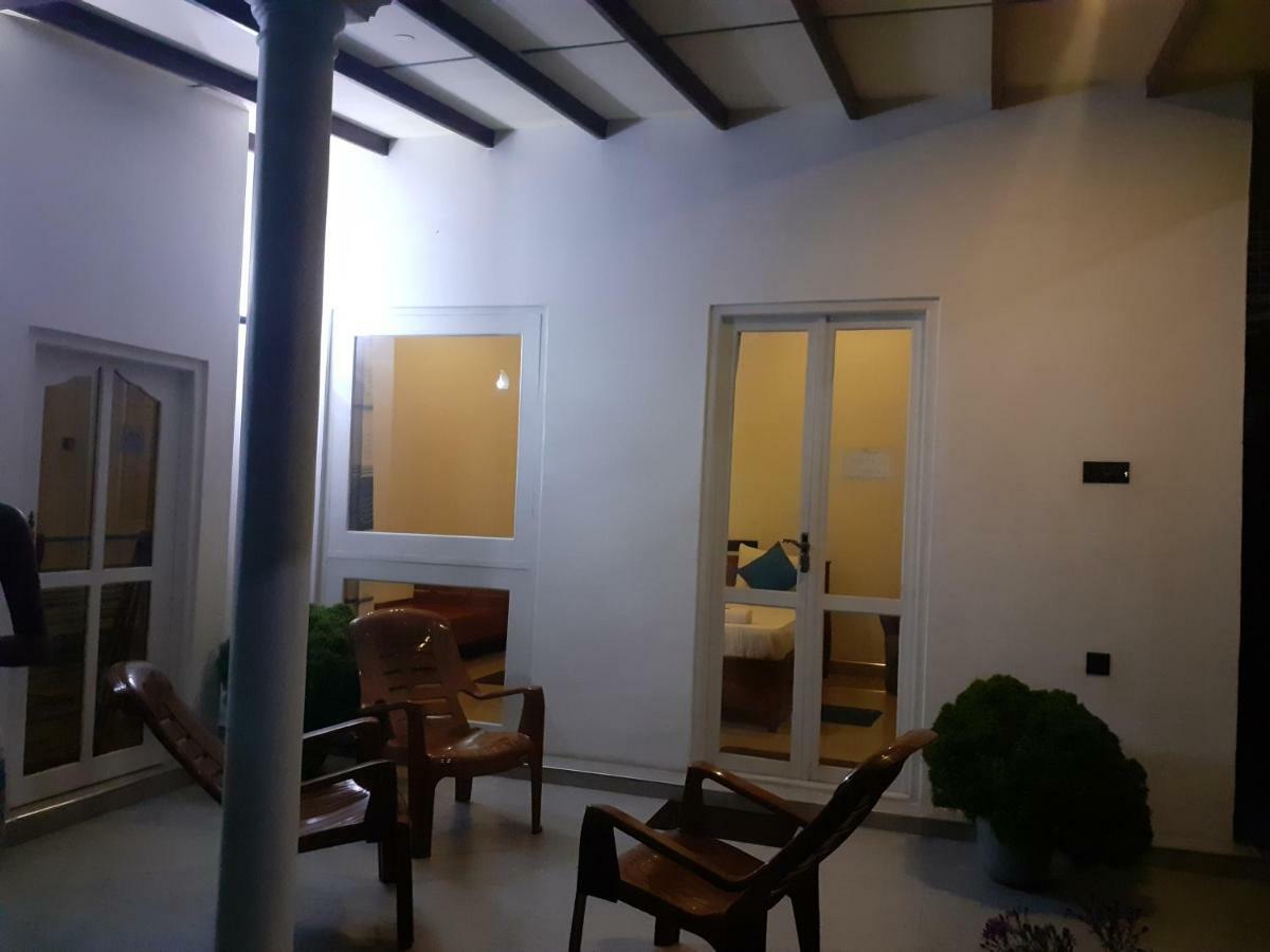 Ann Villa Negombo Buitenkant foto